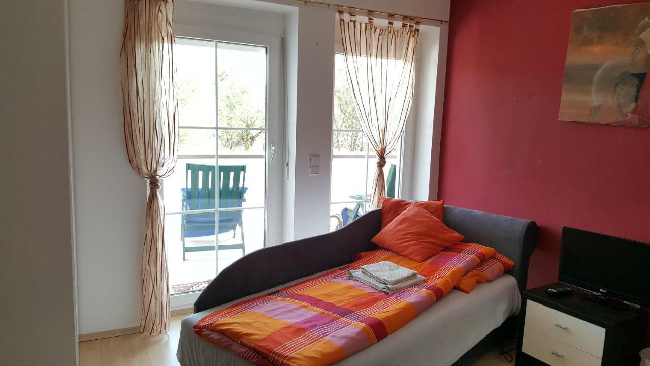 Leon'S Silberwald Apartment Strasshof an der Nordbahn Ngoại thất bức ảnh