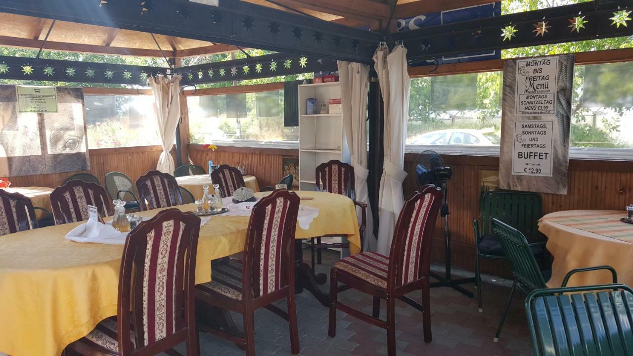 Leon'S Silberwald Apartment Strasshof an der Nordbahn Ngoại thất bức ảnh