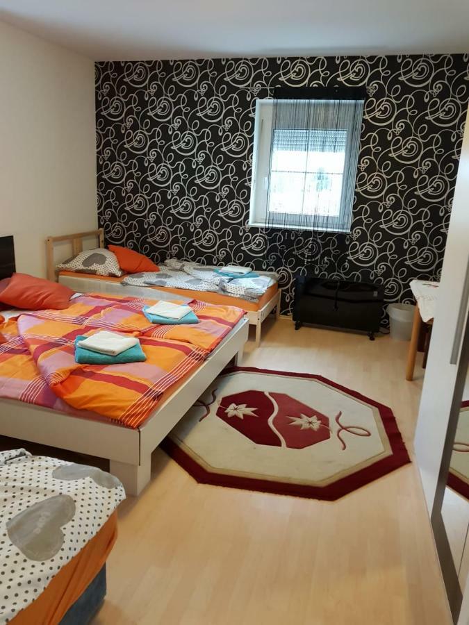 Leon'S Silberwald Apartment Strasshof an der Nordbahn Ngoại thất bức ảnh
